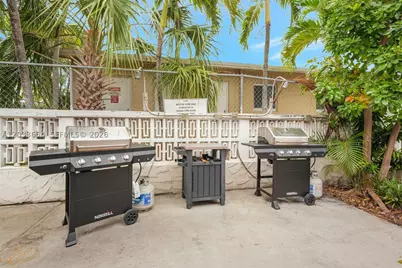 221 SE 9th #102, Pompano Beach, FL 33060 - Photo 22