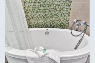 1052 Ocean #C203, Miami Beach, FL 33139 - Photo 22