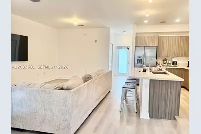 4700 NW 84th #15, Doral, FL 33166 - Photo 10