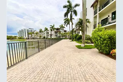 4700 NW 84th #15, Doral, FL 33166 - Photo 4