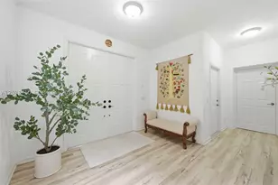 2794 Kinsington, Weston, FL 33332 - Photo 2