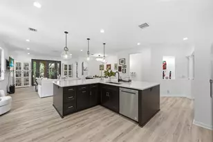2794 Kinsington, Weston, FL 33332 - Photo 4