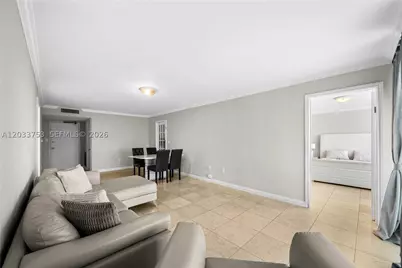 18011 Biscayne #902, Aventura, FL 33160 - Photo 12
