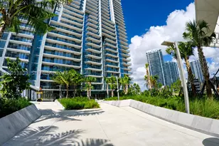 88 SW 7th, Miami, FL 33130 - Photo 32