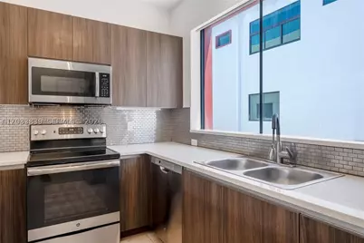 113 NE 6 #4621, Fort Lauderdale, FL 33304 - Photo 8