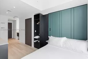 20 NE 11th, Miami, FL 33132 - Photo 2