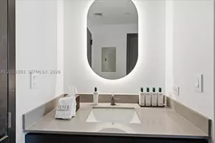 20 NE 11th, Miami, FL 33132 - Photo 6