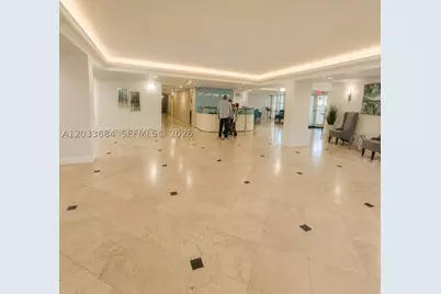 800 Parkview #512, Hallandale Beach, FL 33009 - Photo 2