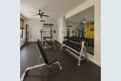 800 Parkview #512, Hallandale Beach, FL 33009 - Photo 32