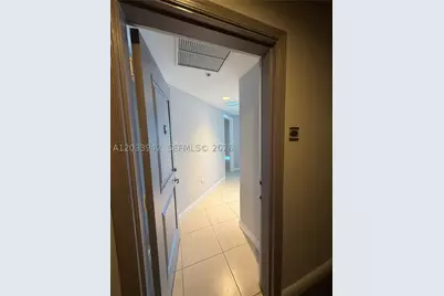 480 NE 30th #1504, Miami, FL 33137 - Photo 2