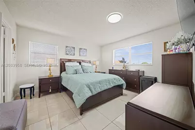 8951 Sunrise Lakes #301, Sunrise, FL 33322 - Photo 16