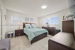 8951 Sunrise Lakes, Sunrise, FL 33322 - Photo 16