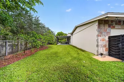8250 SW 118th, Miami, FL 33156 - Photo 48