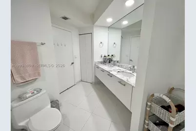 500 Brickell #1410, Miami, FL 33131 - Photo 14