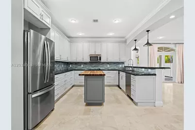 821 SE 2nd, Fort Lauderdale, FL 33301 - Photo 18