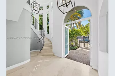 821 SE 2nd, Fort Lauderdale, FL 33301 - Photo 12