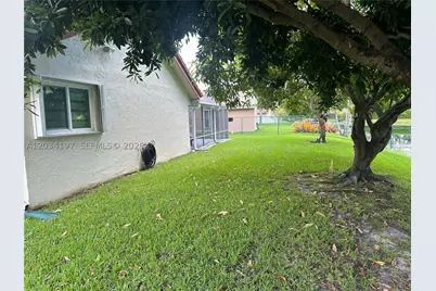 16328 NW 11th, Pembroke Pines, FL 33028 - Photo 8