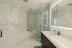 851 NE 1st, Miami, FL 33132 - Photo 18