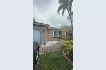 11727 NW 12th, Pembroke Pines, FL 33026 - Photo 2