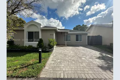5733 NW 100th, Doral, FL 33178 - Photo 1