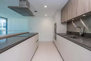 1000 Brickell, Miami, FL 33131 - Photo 14