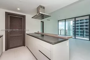 1000 Brickell, Miami, FL 33131 - Photo 18