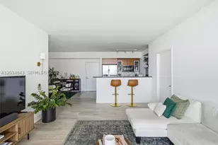 325 S Biscayne, Miami, FL 33131 - Photo 12