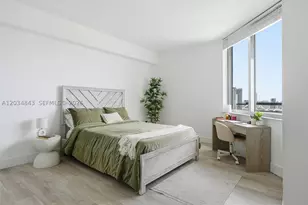 325 S Biscayne, Miami, FL 33131 - Photo 20
