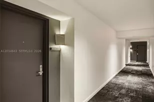 325 S Biscayne, Miami, FL 33131 - Photo 28