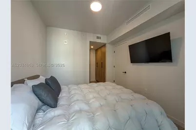121 NE 5th #2211, Miami, FL 33132 - Photo 14