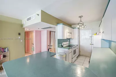 100 Lincoln #502, Miami Beach, FL 33139 - Photo 12