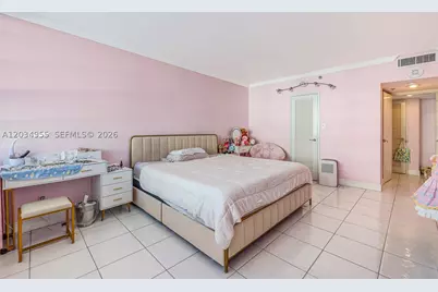 100 Lincoln #502, Miami Beach, FL 33139 - Photo 16