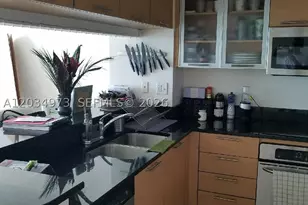 31 SE 5th, Miami, FL 33131 - Photo 6