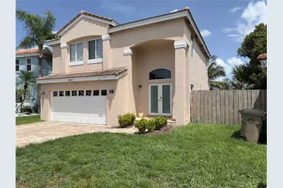 8404 SW 42nd, Davie, FL 33328 - Photo 2