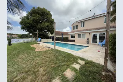 8404 SW 42nd, Davie, FL 33328 - Photo 8