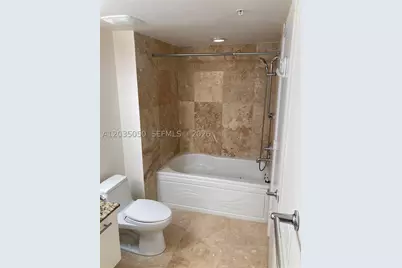 41 SE 5th #1104, Miami, FL 33131 - Photo 16