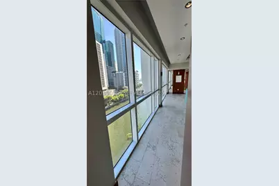 41 SE 5th #1104, Miami, FL 33131 - Photo 40