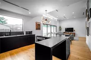 243 NW 42nd, Miami, FL 33127 - Photo 16