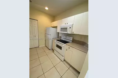 959 NE 42nd #959, Homestead, FL 33033 - Photo 4