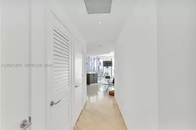 68 SE 6th #1611, Miami, FL 33131 - Photo 14
