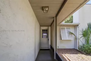 642 Nobles, Sebastian, FL 32958 - Photo 2