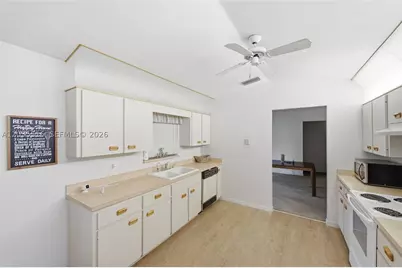 642 Nobles, Sebastian, FL 32958 - Photo 10