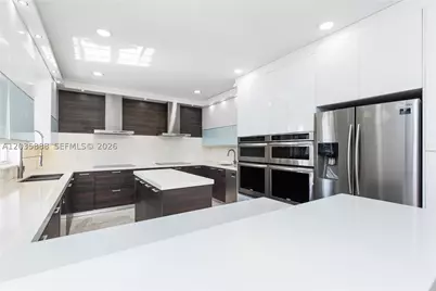 2505 Hunters Run, Weston, FL 33327 - Photo 12