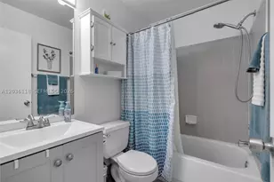 12026 NW 11th, Pembroke Pines, FL 33026 - Photo 16