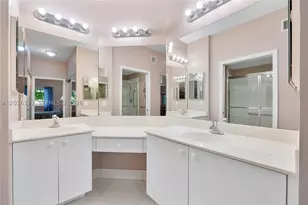 7715 Yardley, Tamarac, FL 33321 - Photo 32