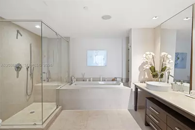 465 Brickell #2101, Miami, FL 33131 - Photo 26