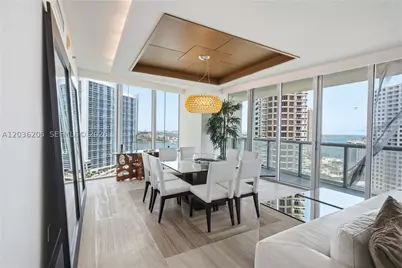 465 Brickell #2101, Miami, FL 33131 - Photo 2