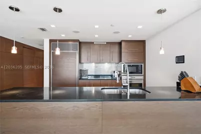 465 Brickell #2101, Miami, FL 33131 - Photo 10