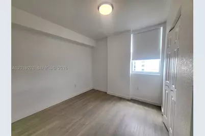 120 SW 8th #703, Miami, FL 33130 - Photo 8
