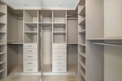 1451 Brickell #1005, Miami, FL 33131 - Photo 14